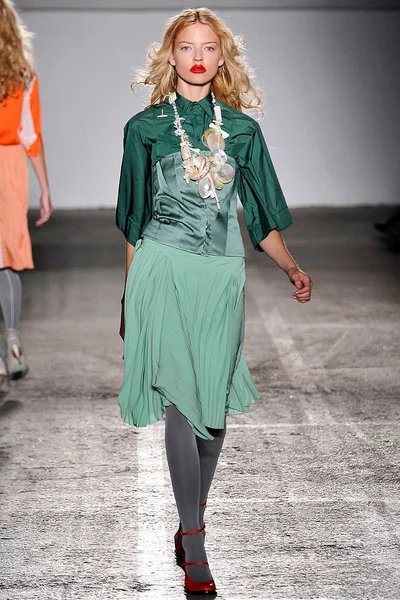 Look 30